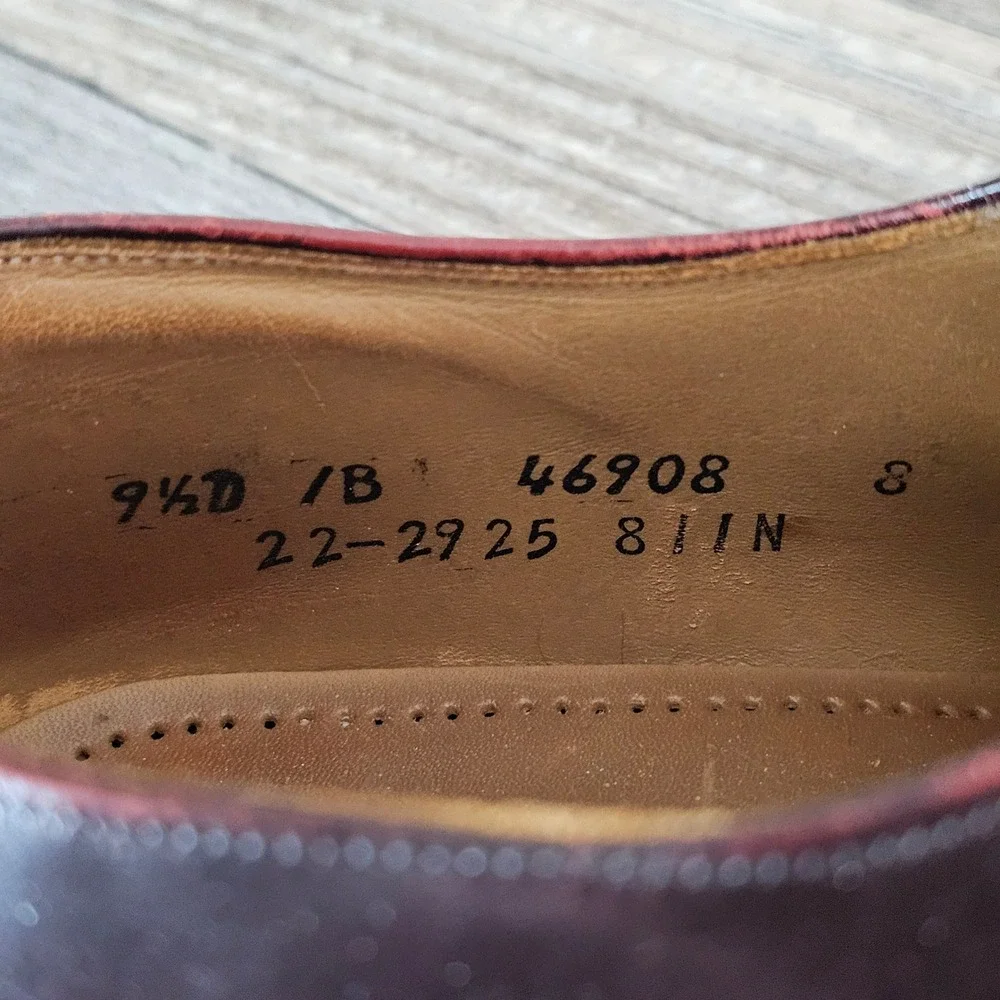 Johnston & Murphy Optima 46908 9.5D Burgundy Wingtip Oxford Shoes USA Made VTG‎